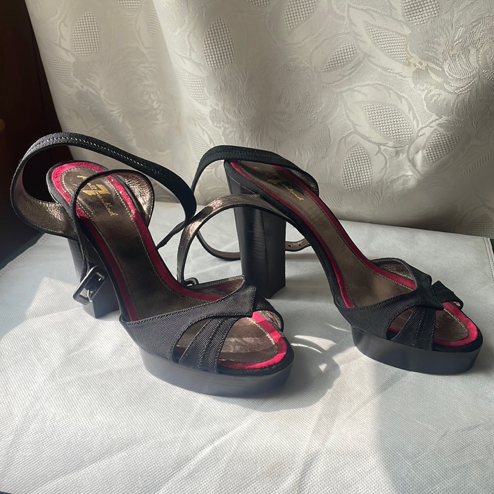 7 For All Mankind Size 9 vero cuoio Black Heeled platforms  Ankle Straps